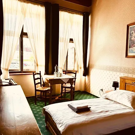 Art Maxim Aparthotel
