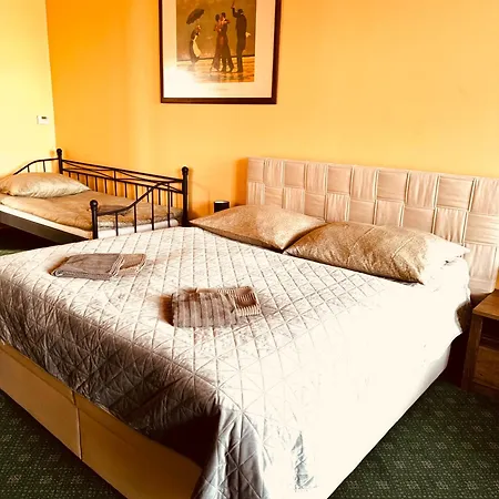 Апарт-отель Art Maxim Фридек-Мистек