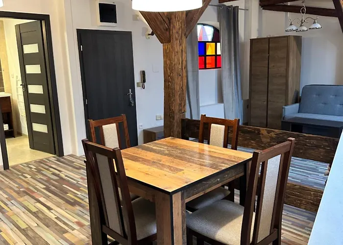 Aparthotel Art Maxim 3*