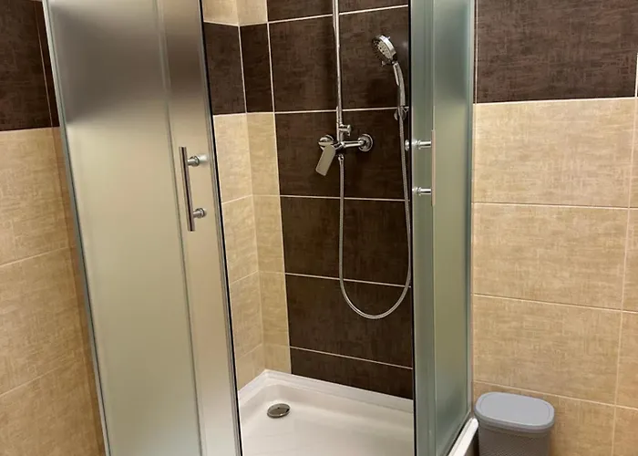Aparthotel Art Maxim 3*