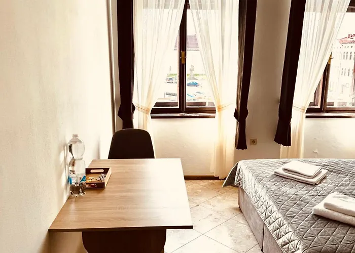 Aparthotel Art Maxim 3*