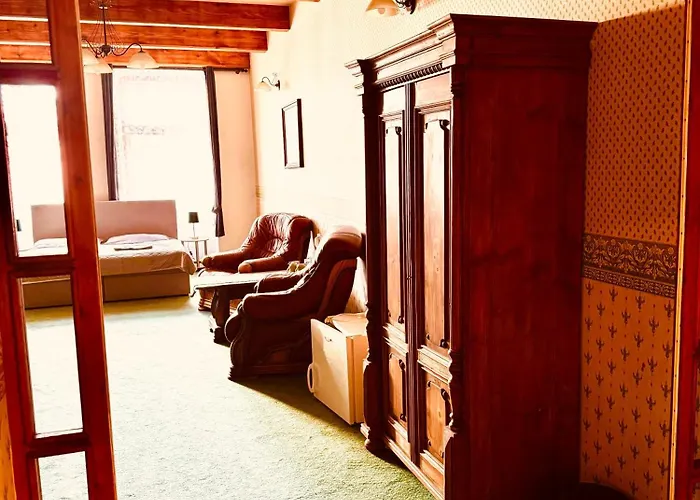 Aparthotel Art Maxim 3*